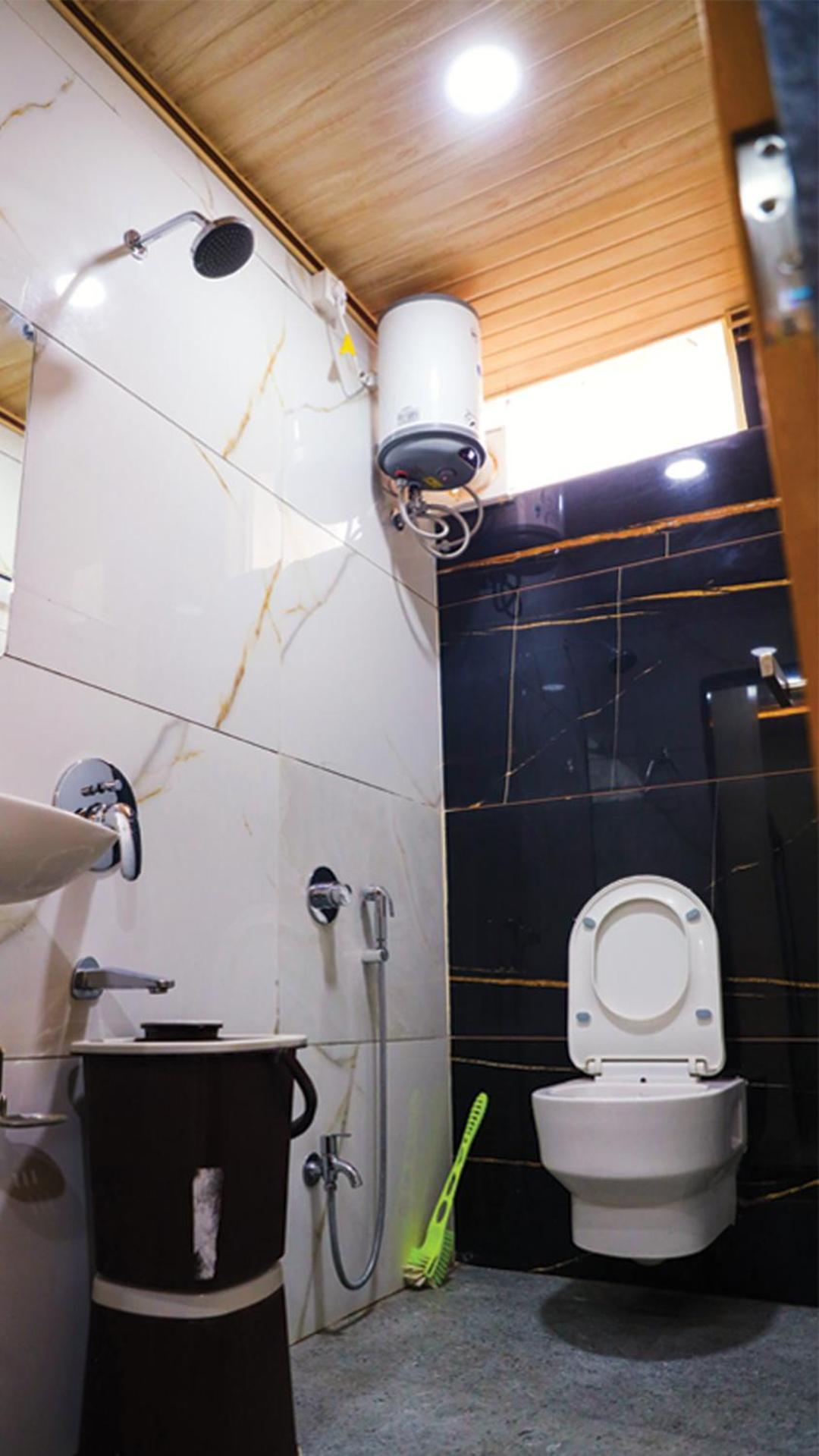 Hotel Shri Shiv Ganga Bhakt Niwas à Ujjain Extérieur photo